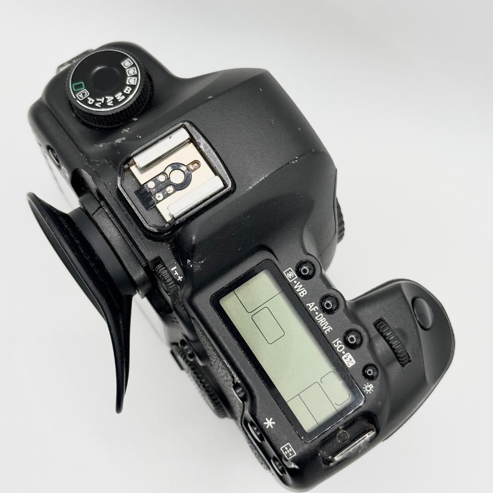 Canon 5D Mark II (Body Only) - Picture 8 of 8
